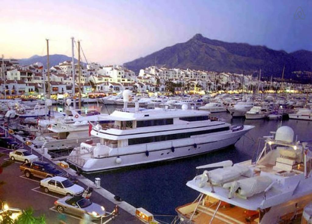 ماربيا Heart Of Old Town Apartment المظهر الخارجي الصورة